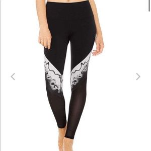 Alo Leggings